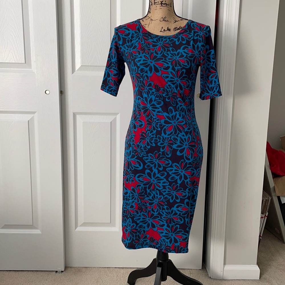 NWT Julia LulaRoe Dress. Size XS.